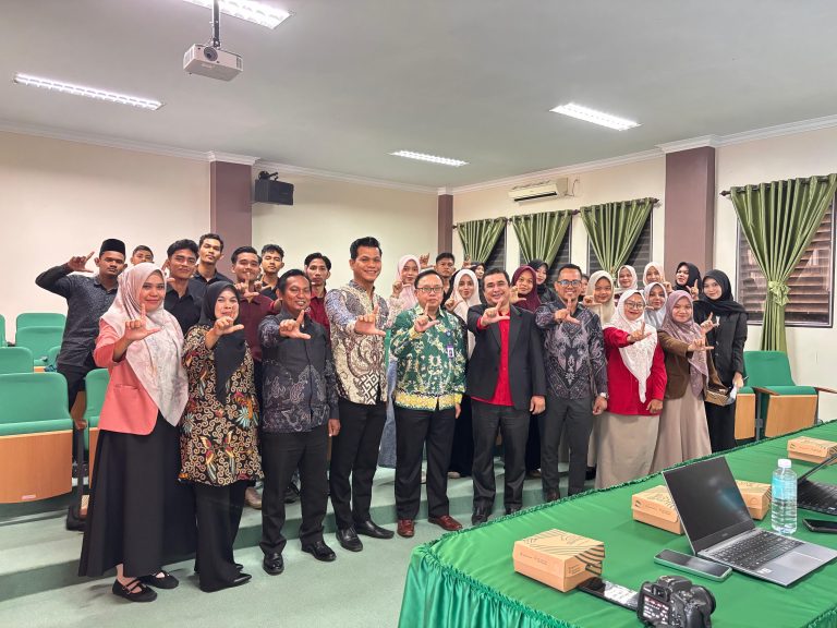 Balai Bahasa Provinsi Aceh Hadir di FH UNIKI Dalam Rangka Sosialisasi Penggunaan Bahasa Hukum